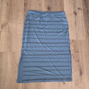 Icebreaker Yanni Midi Skirt Striped Cool Lite Merino Wool Blend Sz M Outdoors